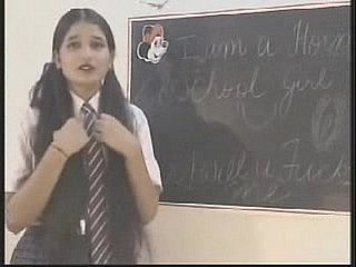 Spoiled Indiase code of practice meisje gestraft