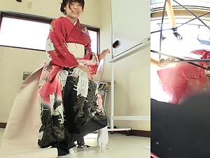 Sottotitolato kimono giapponese fallimento pipì disperazione in HD